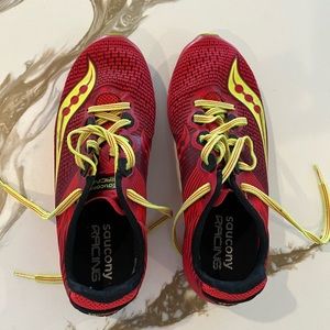 Men’s Saucony Racing Sneakers
